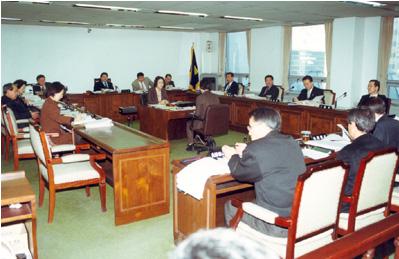 제127회 제2차정례회중 2003년도 예산안심의 (2002. 12. 11) 도시건설위원회