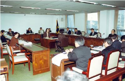 제127회 제2차정례회중 예산안 심의 (2002. 12. 11) 도시건설위원회