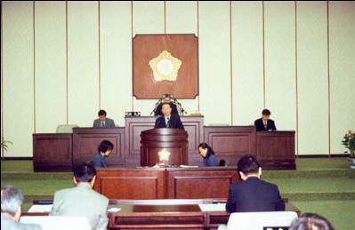 제136회 임시회중 구정업무보고 (2003. 6. 17)