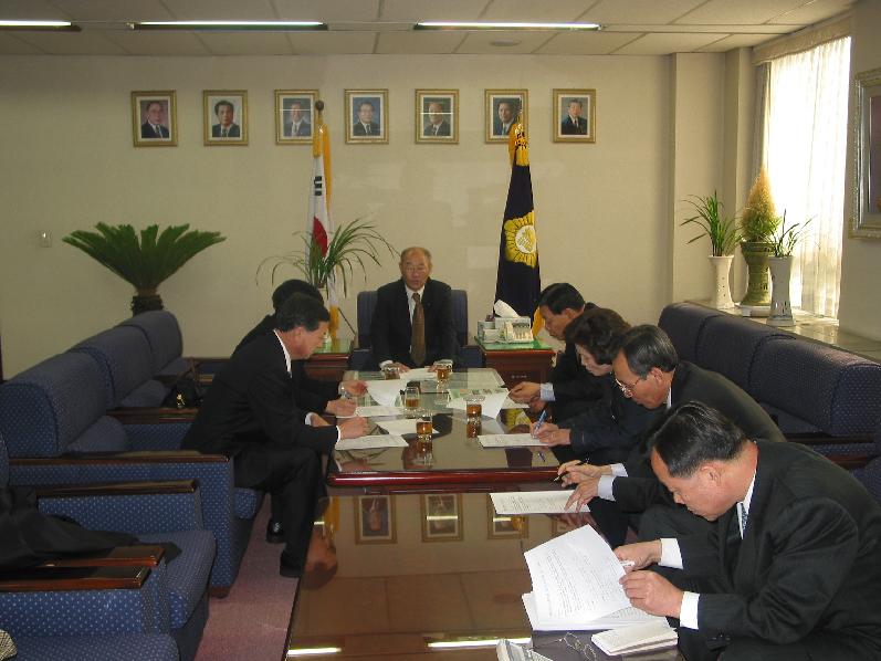 2005년 공무국외여행심사위원회 개최