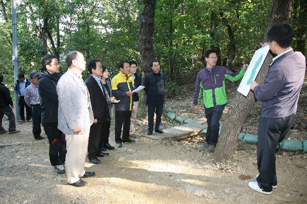 방배근린공원 및 방배동 328-1 주차장부지 현장방문(도시건설위원회)