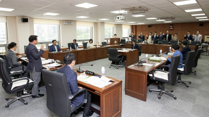 운영위원회 행정사무감사