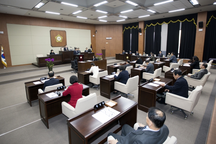 제258회 제2차 정례회 제5차 본회의