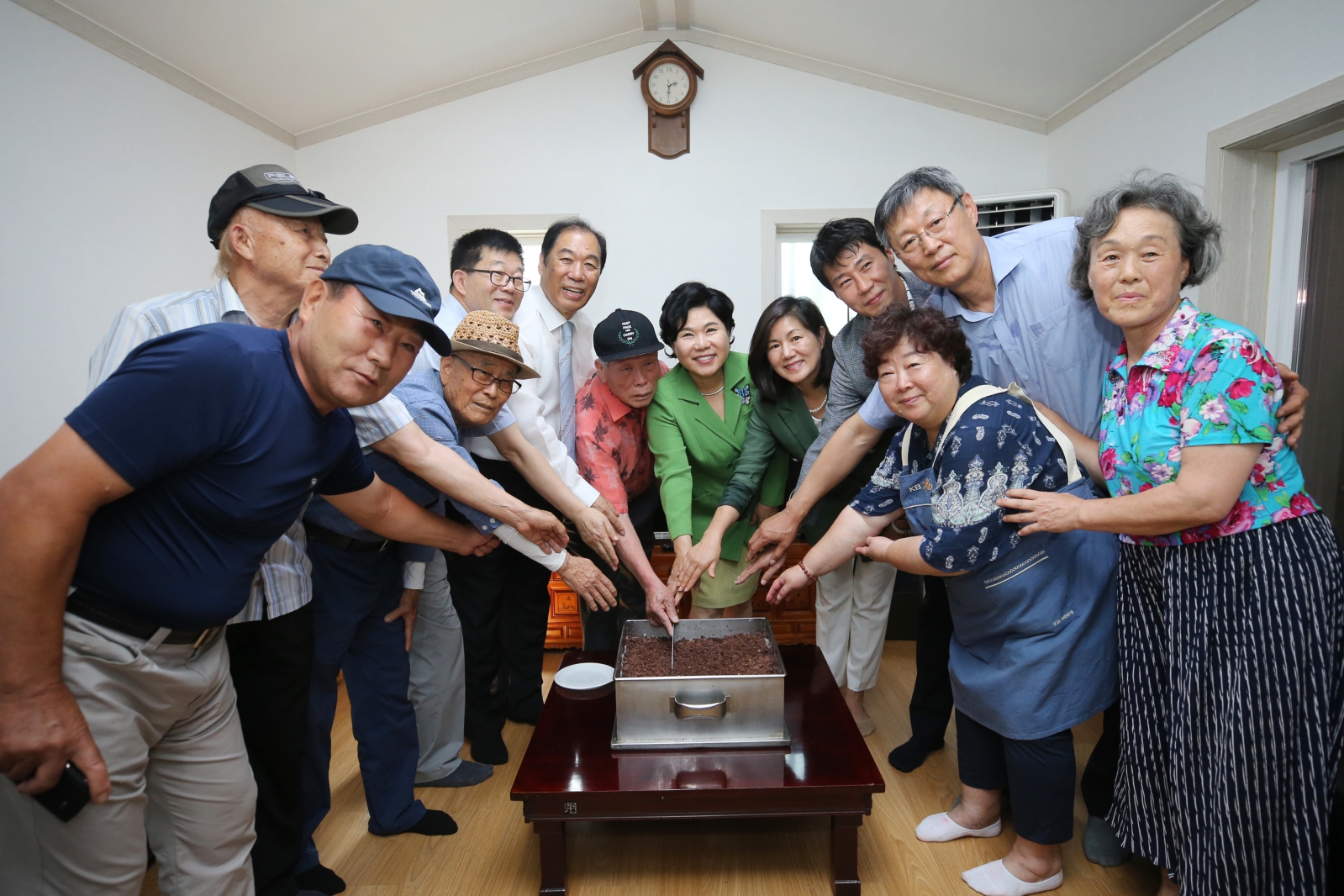 식유촌 경로당 개관식