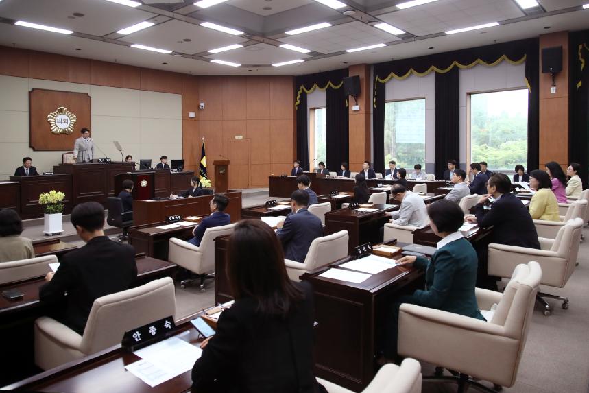 제351회 임시회 제2차 본회의